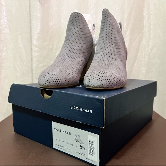 Cole Haan Ferd Bootie, New with Box in size 8.5 - Picture 2 of 10